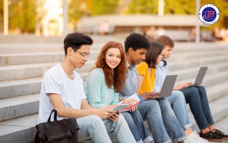 ทุน 1+4 จีน เหมาะกับใคร? ใครบ้างที่สมัครได้